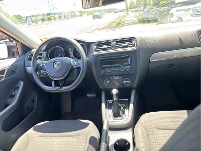 2015 Volkswagen Jetta 1.8T SE