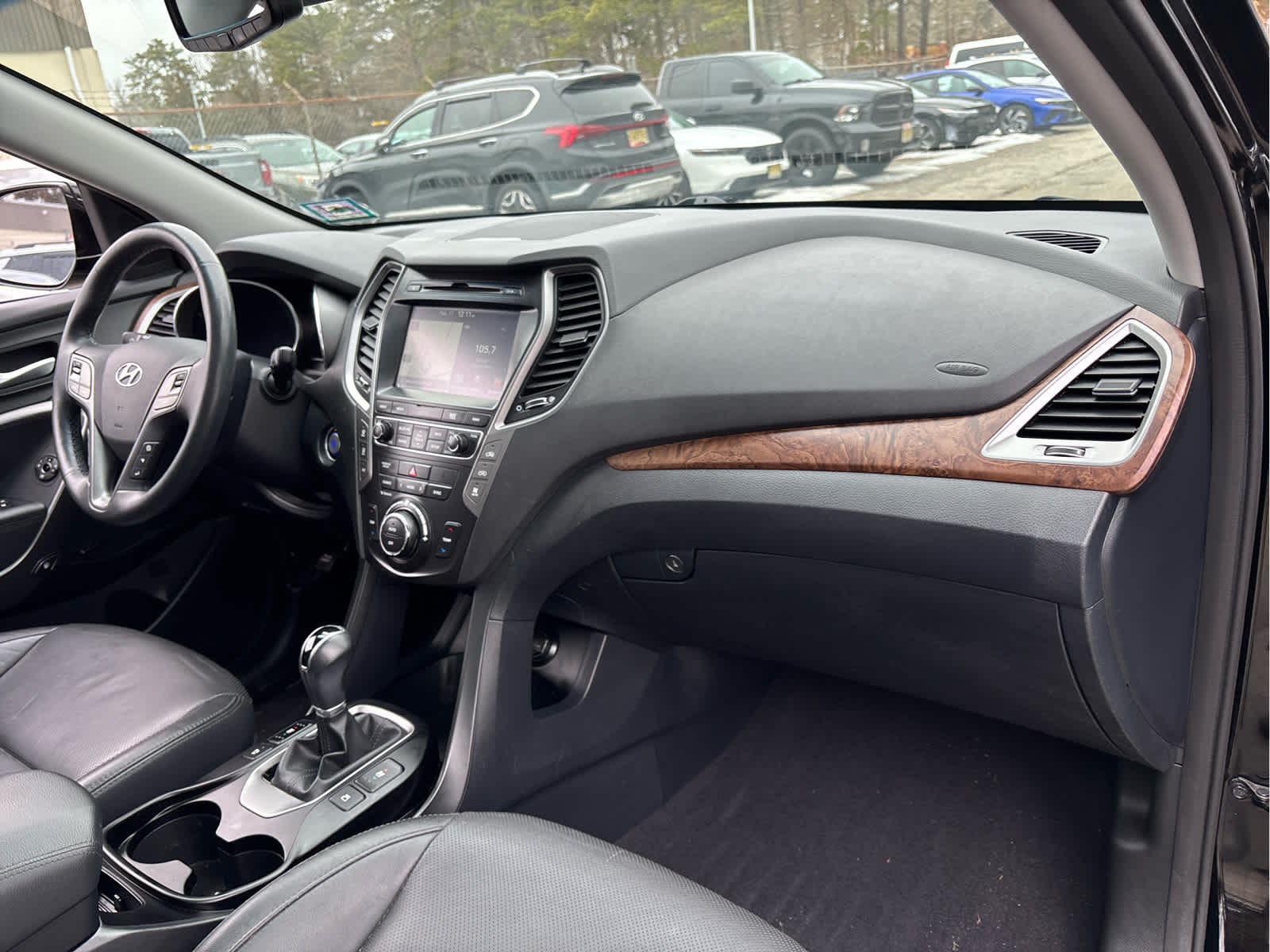 2017 Hyundai Santa Fe SE Ultimate