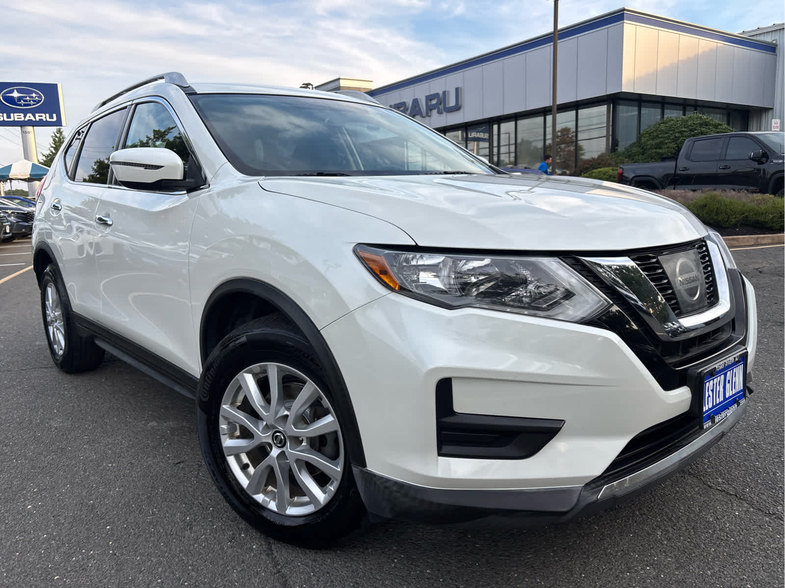 2017 Nissan Rogue SV