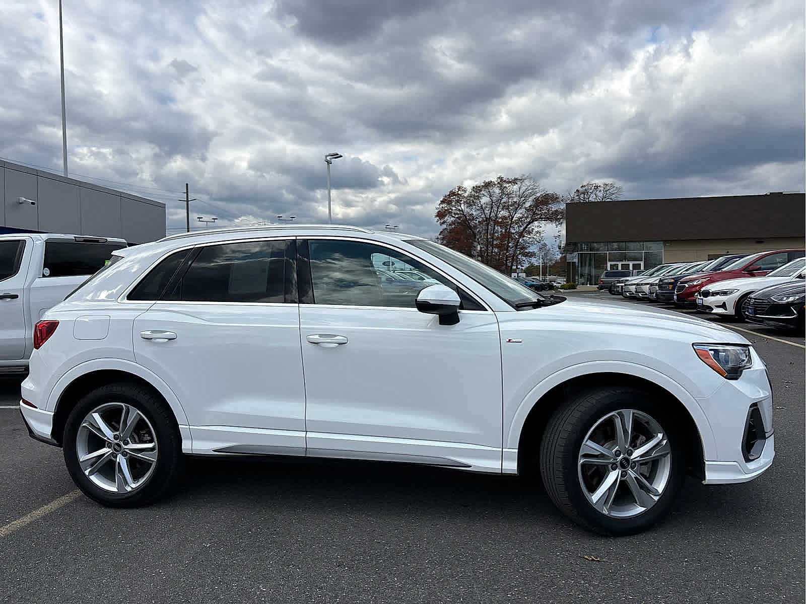 2021 Audi Q3 S line Premium