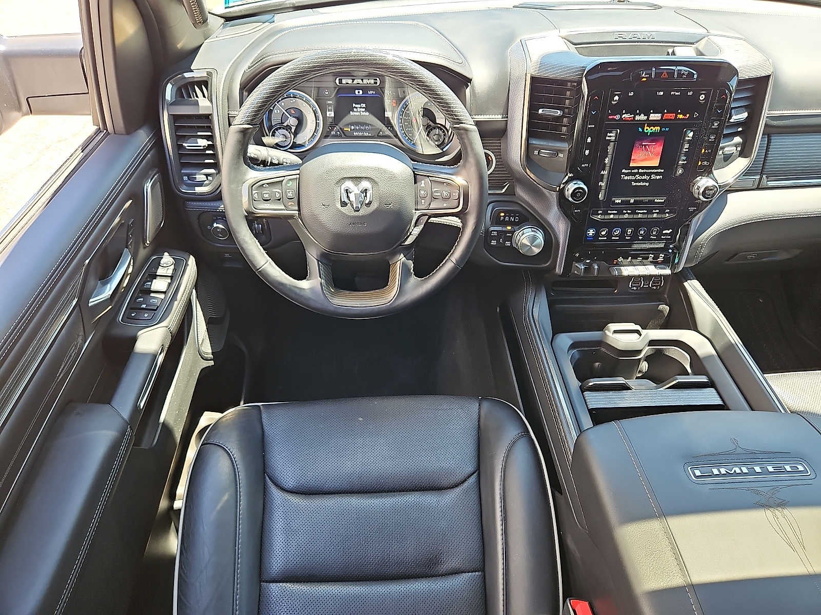 2020 RAM 1500 Limited Crew Cab 4x4 5'7" Box