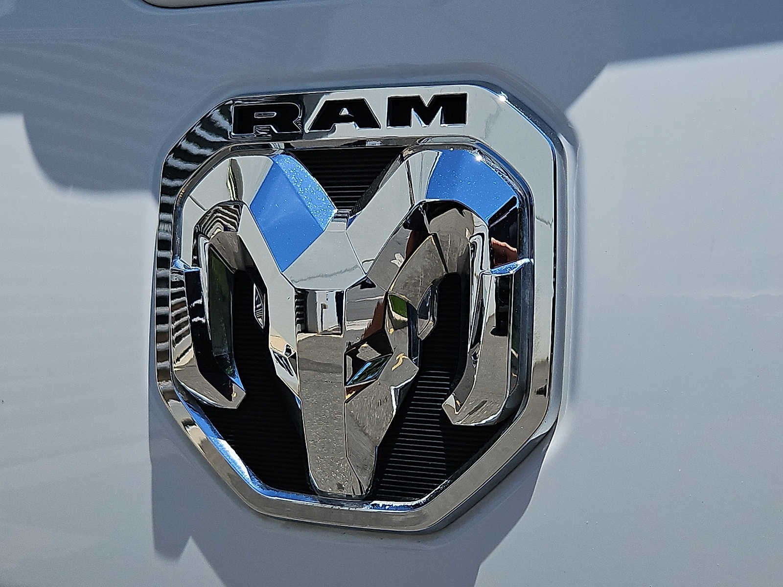 2020 RAM 1500 Limited Crew Cab 4x4 5'7" Box