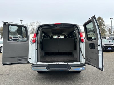 2025 Chevrolet Express Passenger 1LT