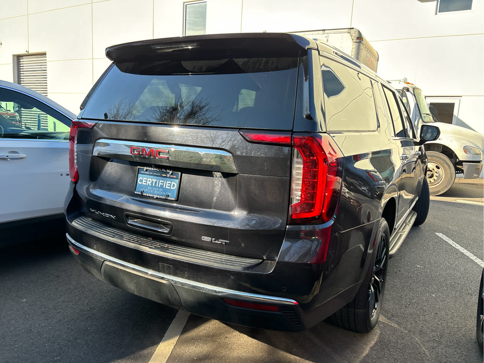 2023 GMC Yukon XL SLT