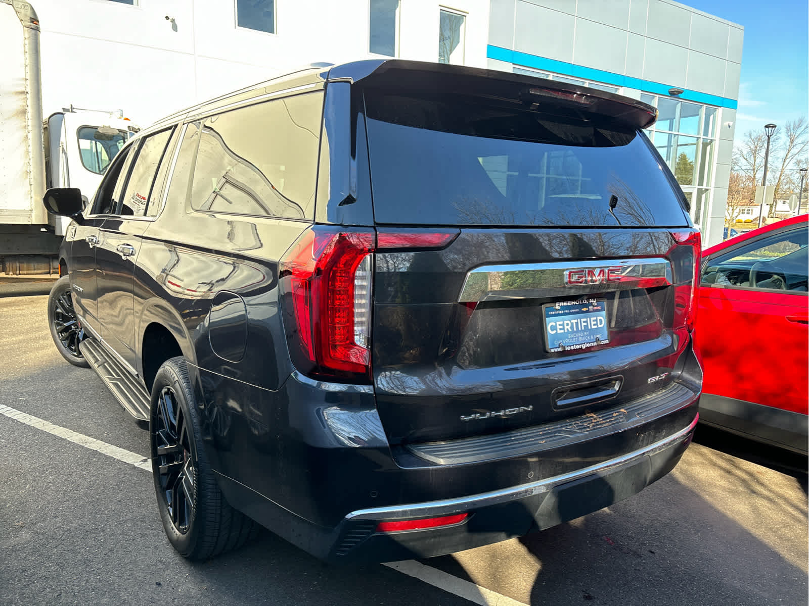 2023 GMC Yukon XL SLT