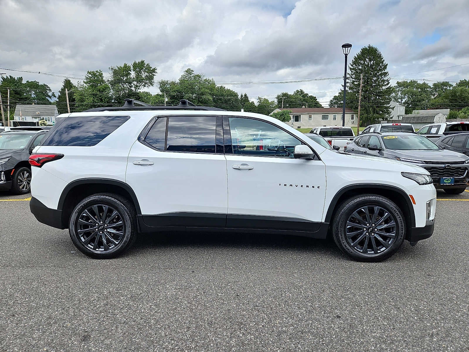 2023 Chevrolet Traverse RS