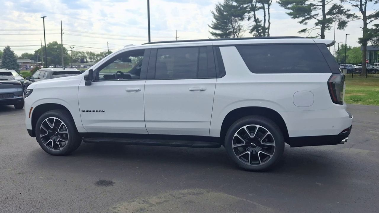 2026 Chevrolet Suburban RST