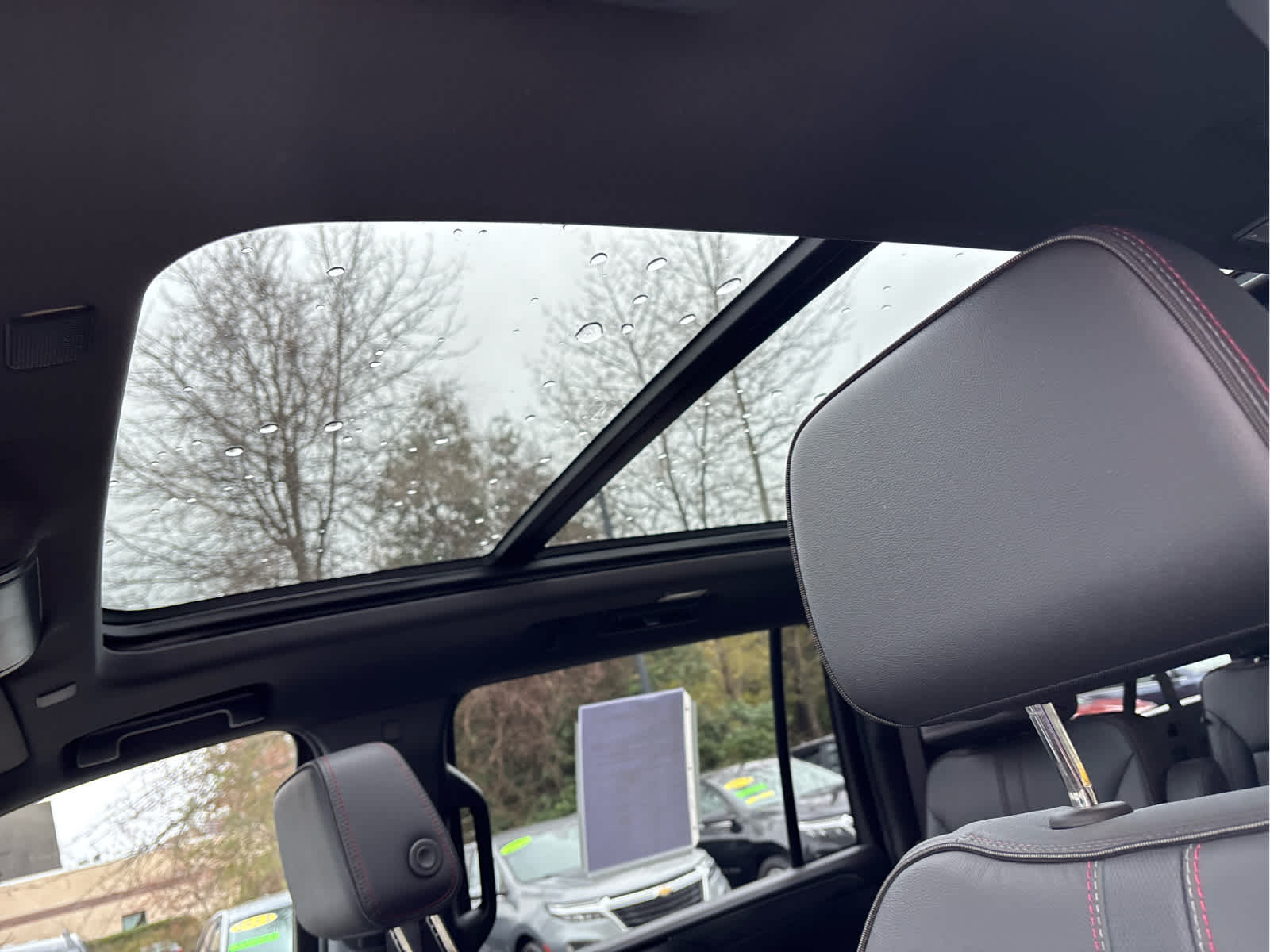 2024 Chevrolet Suburban RST