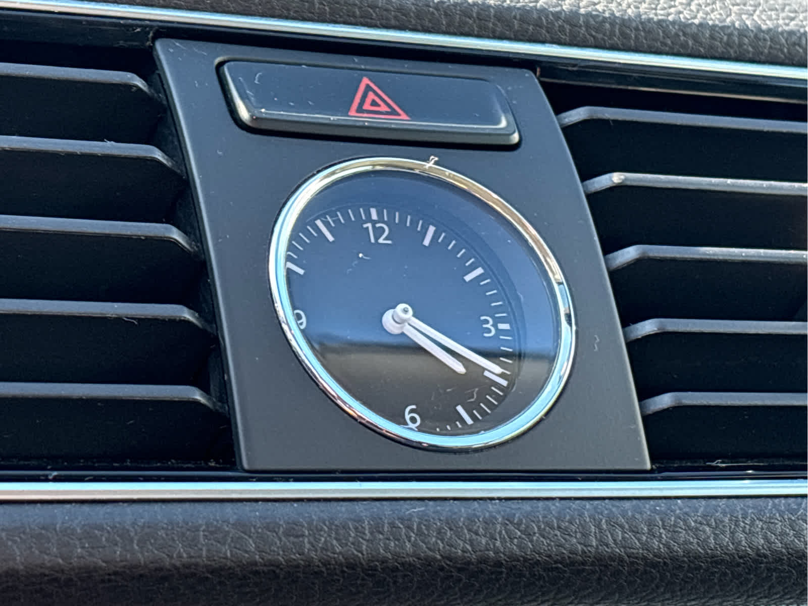 2017 Volkswagen Passat R-Line w/Comfort Pkg