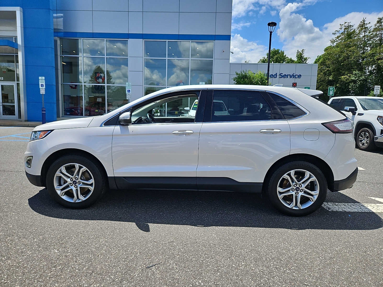 2017 Ford Edge Titanium