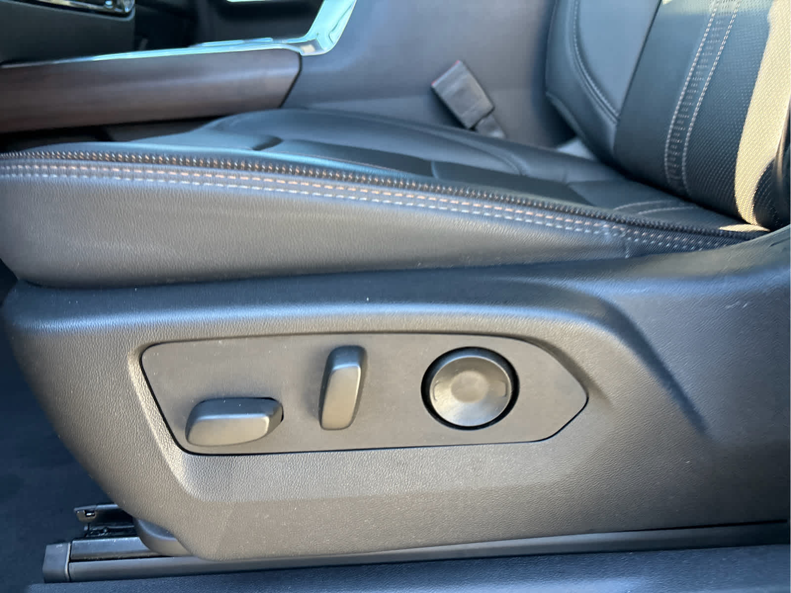 2024 Chevrolet Silverado 3500 HD High Country