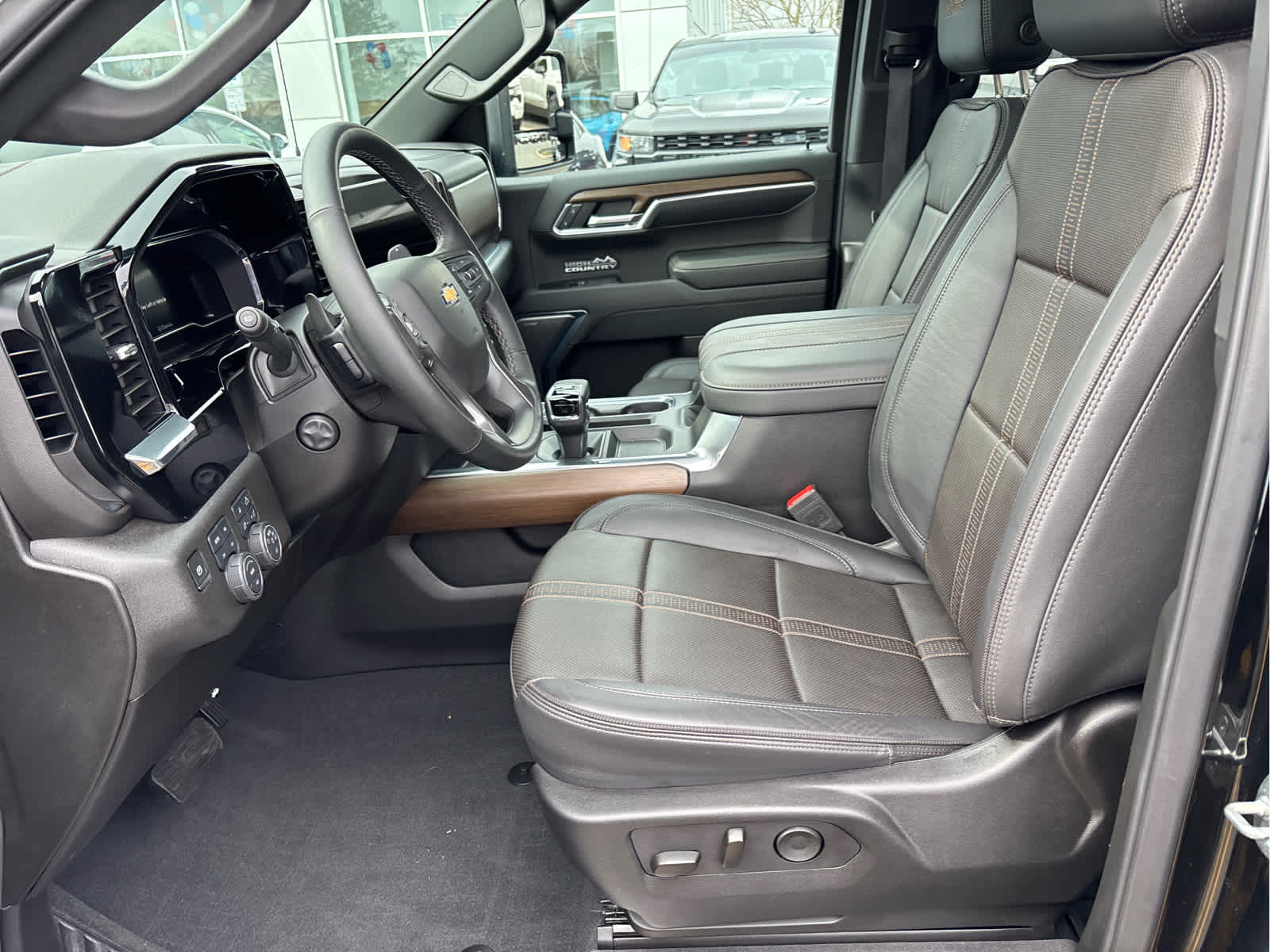 2024 Chevrolet Silverado 1500 High Country - Photo 8