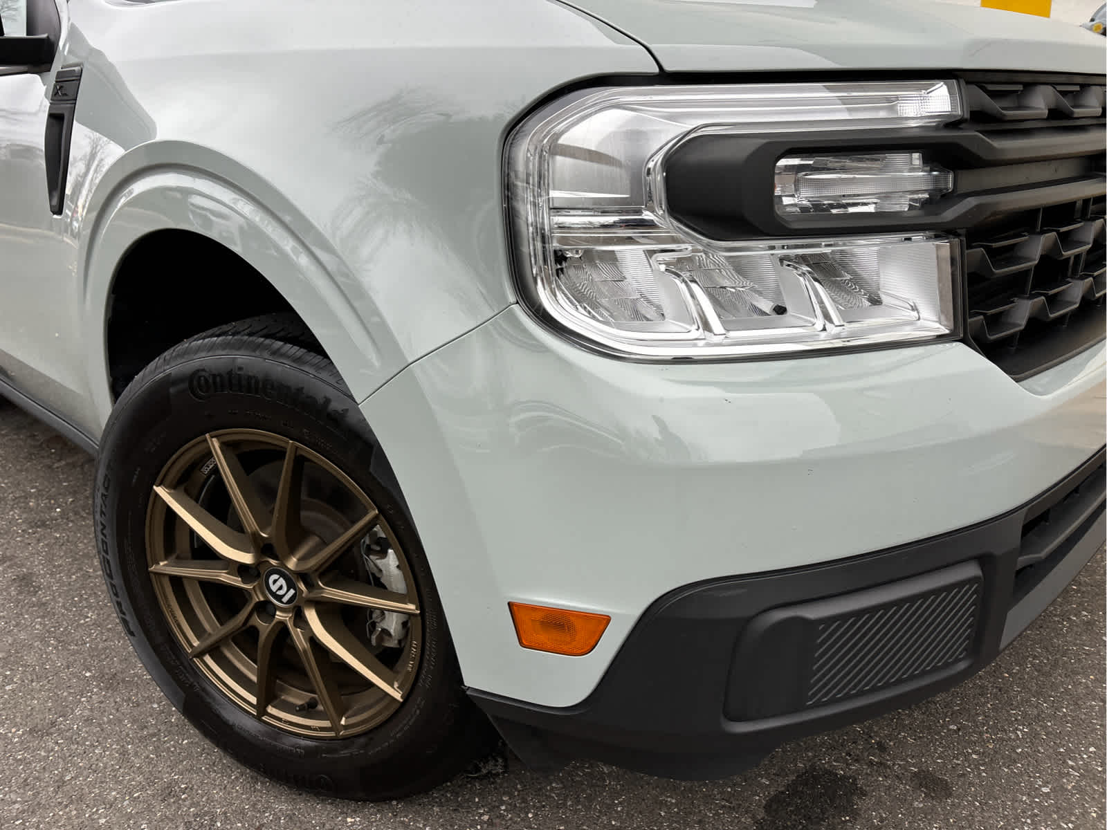 2023 Ford Maverick XL