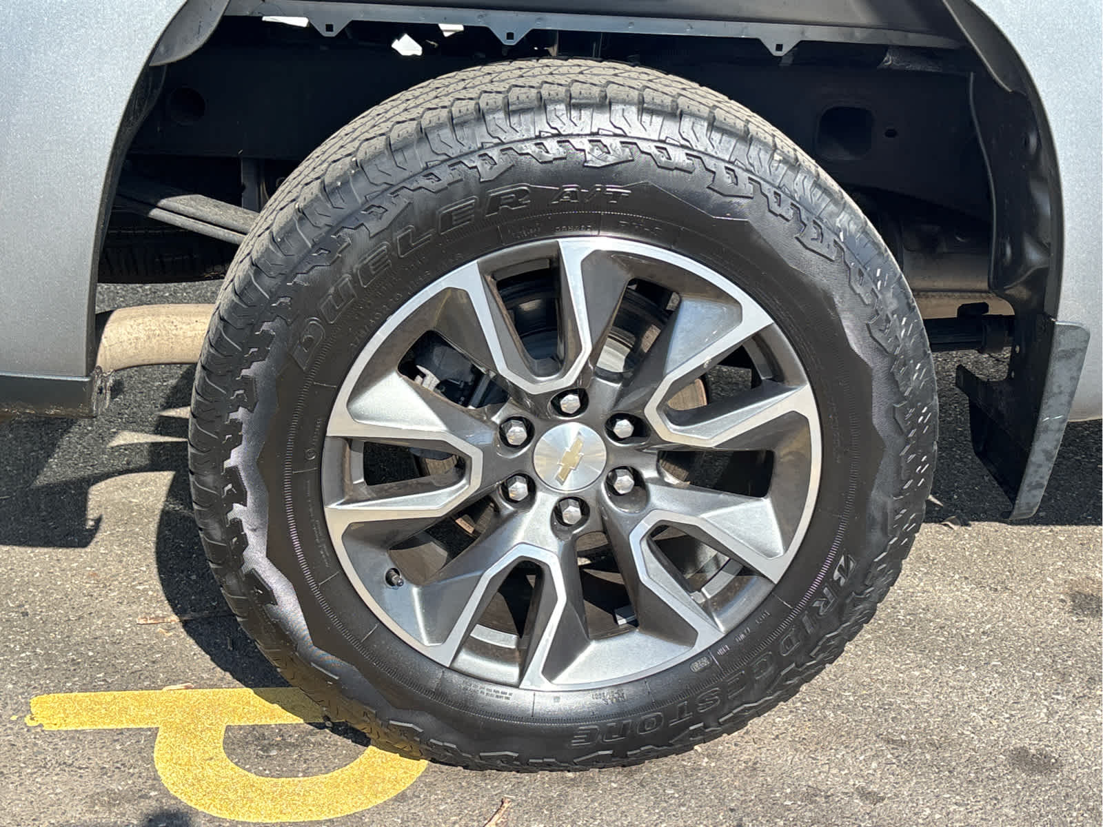 2023 Chevrolet Silverado 1500 LT (2FL)