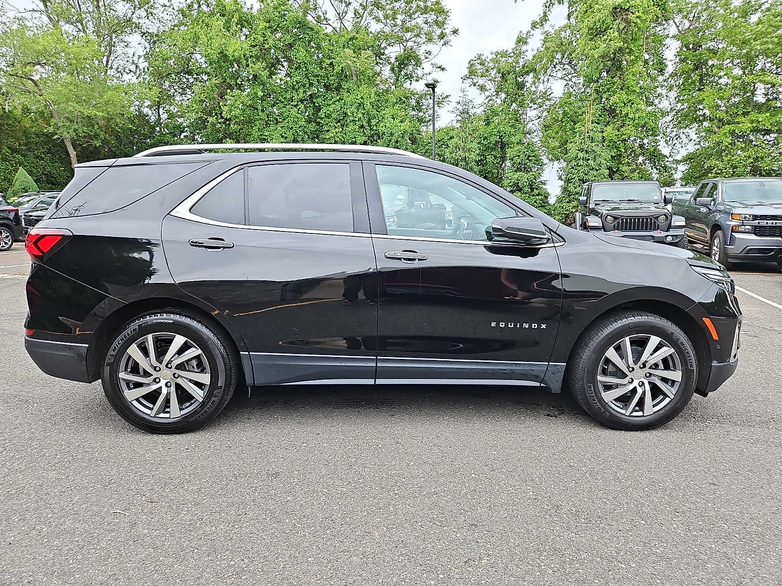 2023 Chevrolet Equinox Premier