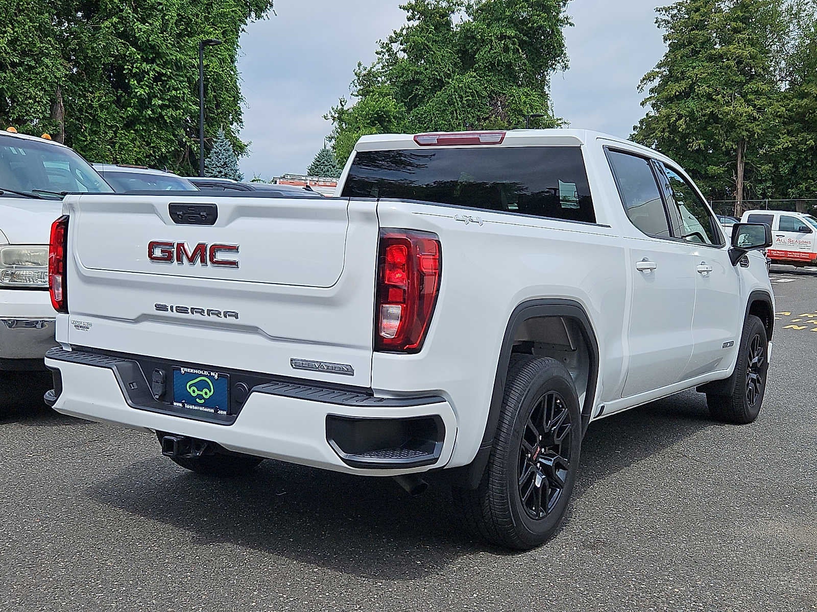 2023 GMC Sierra 1500 Elevation