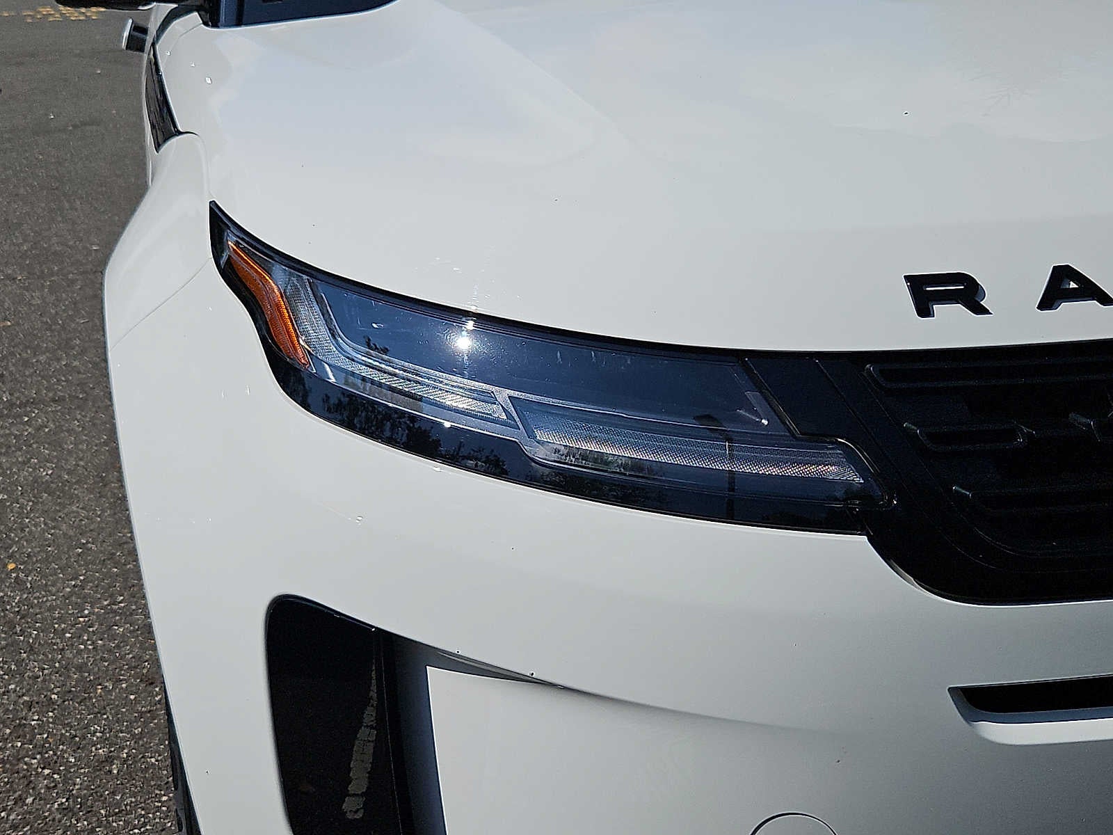 2024 Land Rover Range Rover Evoque Core S
