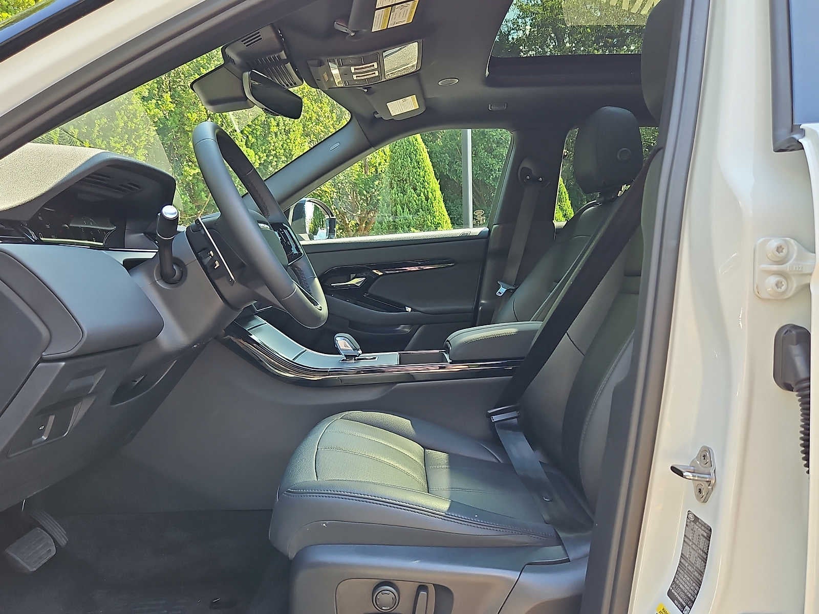 2024 Land Rover Range Rover Evoque Core S