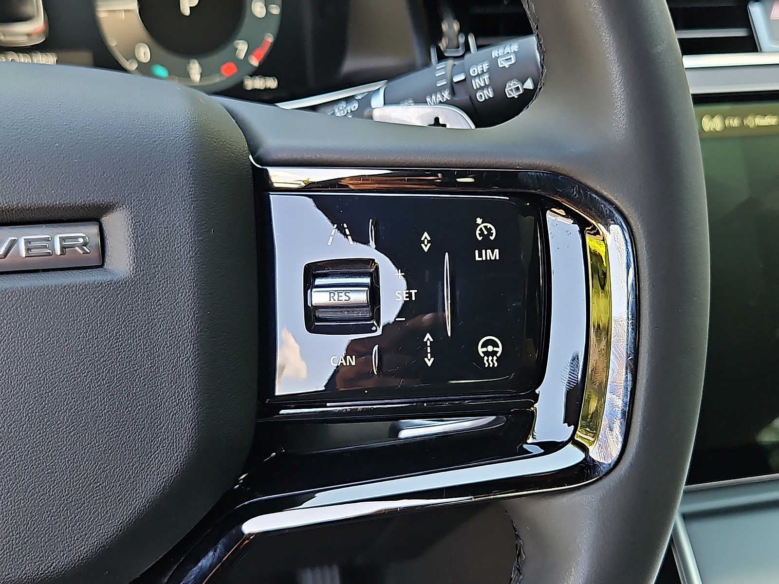 2024 Land Rover Range Rover Evoque Core S