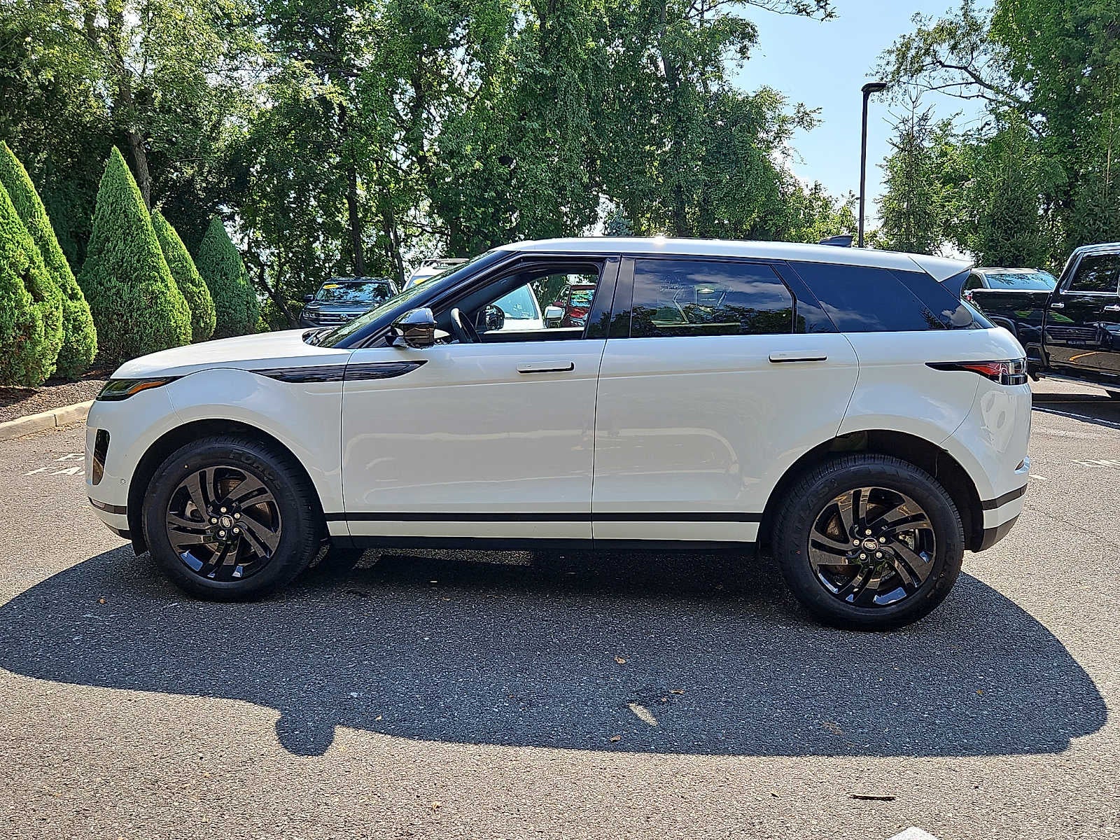 2024 Land Rover Range Rover Evoque Core S