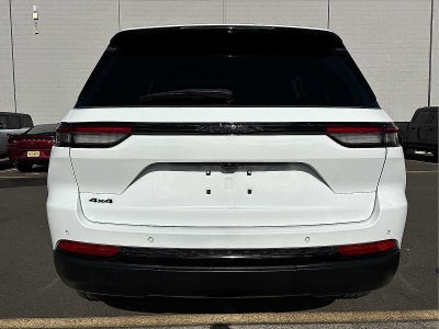 2022 Jeep Grand Cherokee Altitude