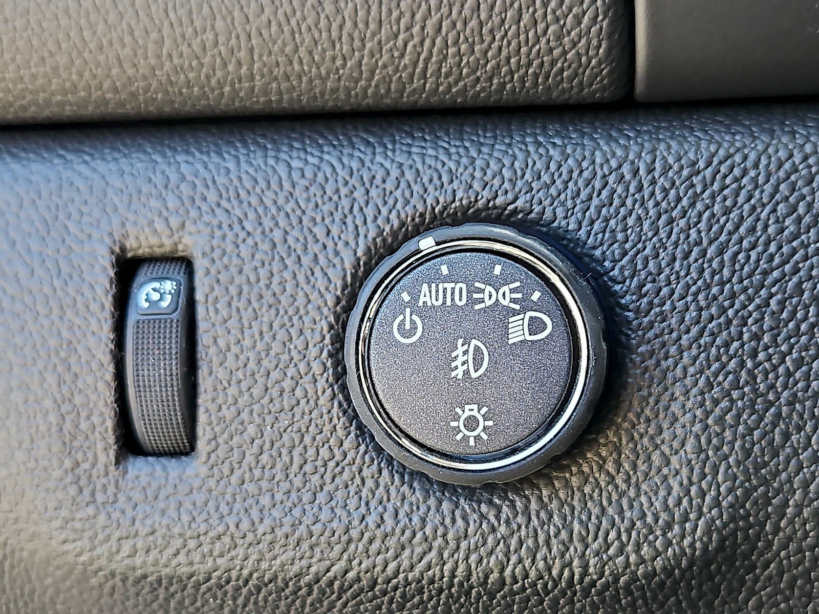 2022 Chevrolet Colorado 2WD LT