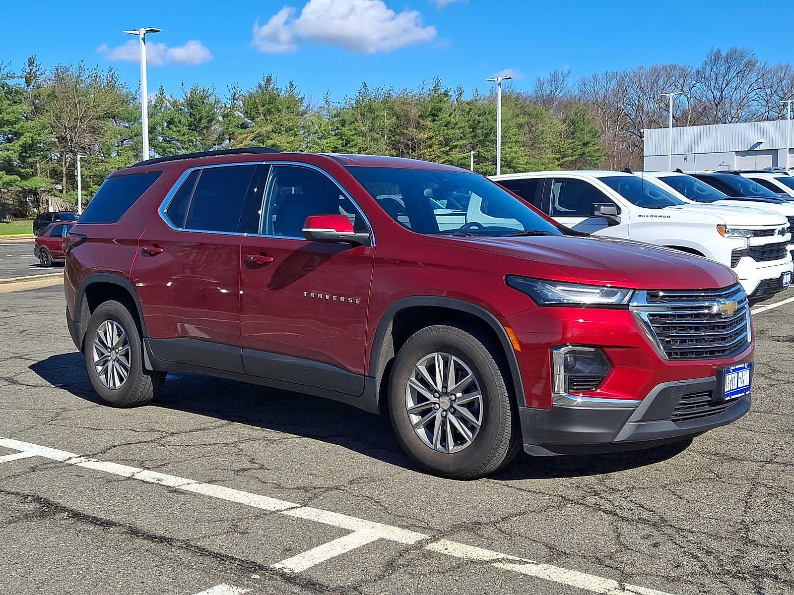 2023 Chevrolet Traverse LT Leather