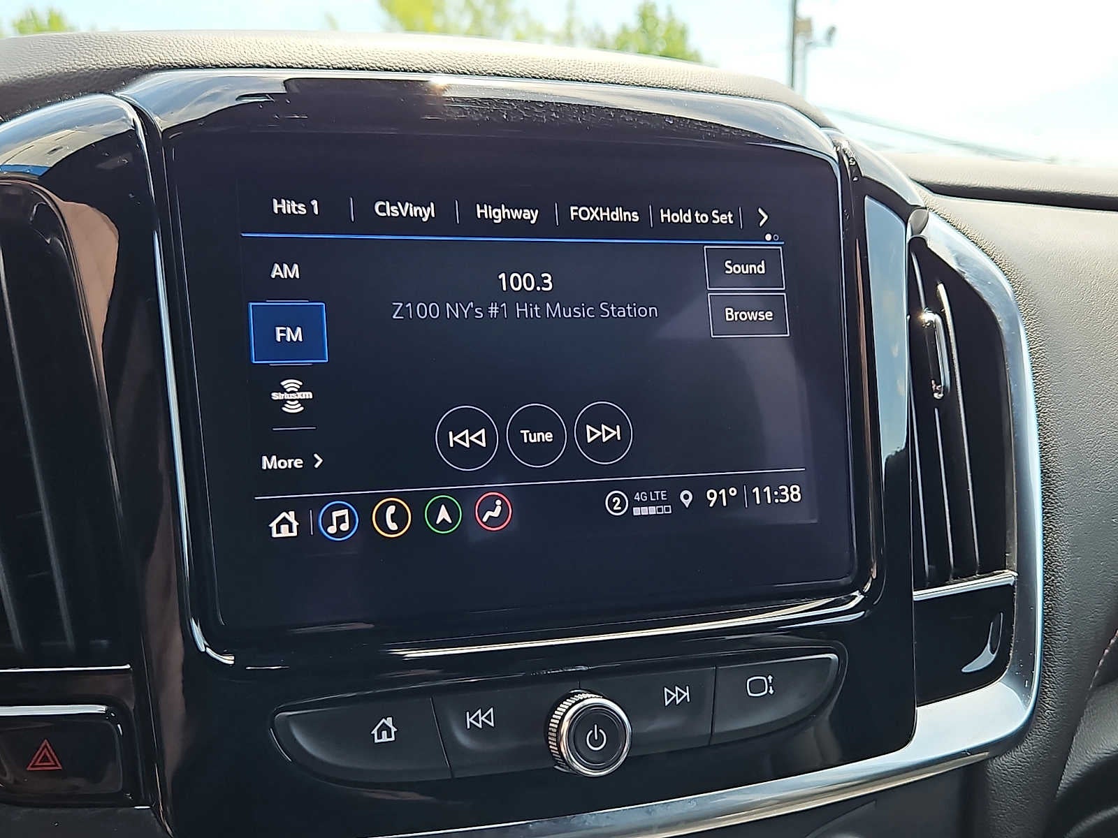 2023 Chevrolet Traverse RS