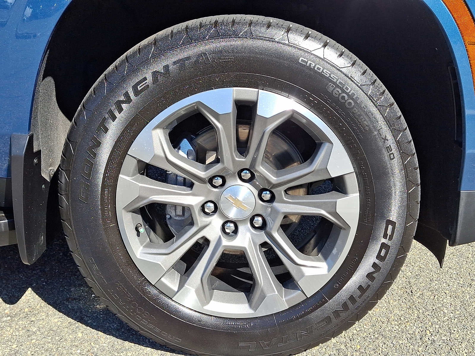 2025 Chevrolet Tahoe LS