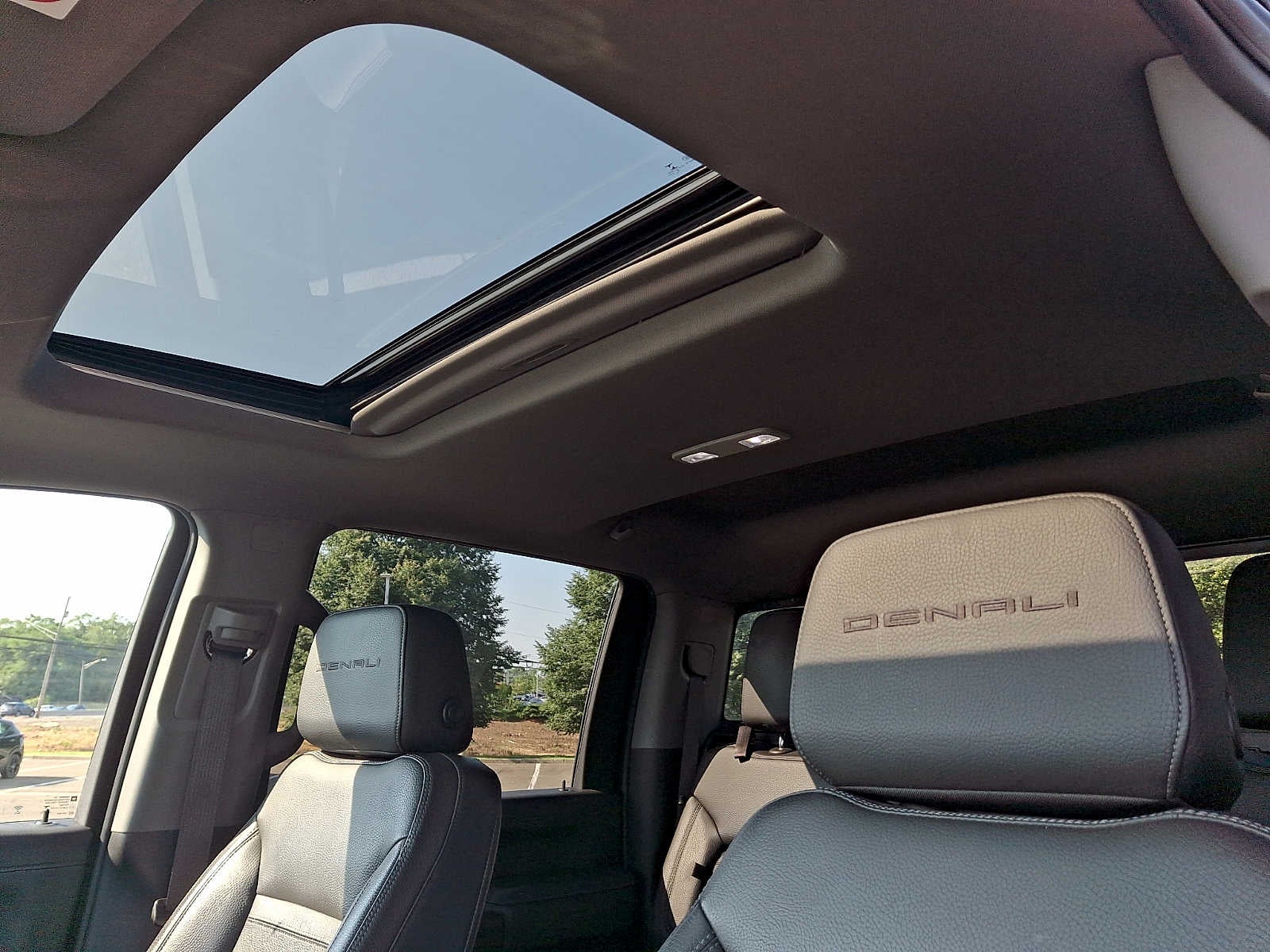 2023 GMC Sierra 2500HD Denali
