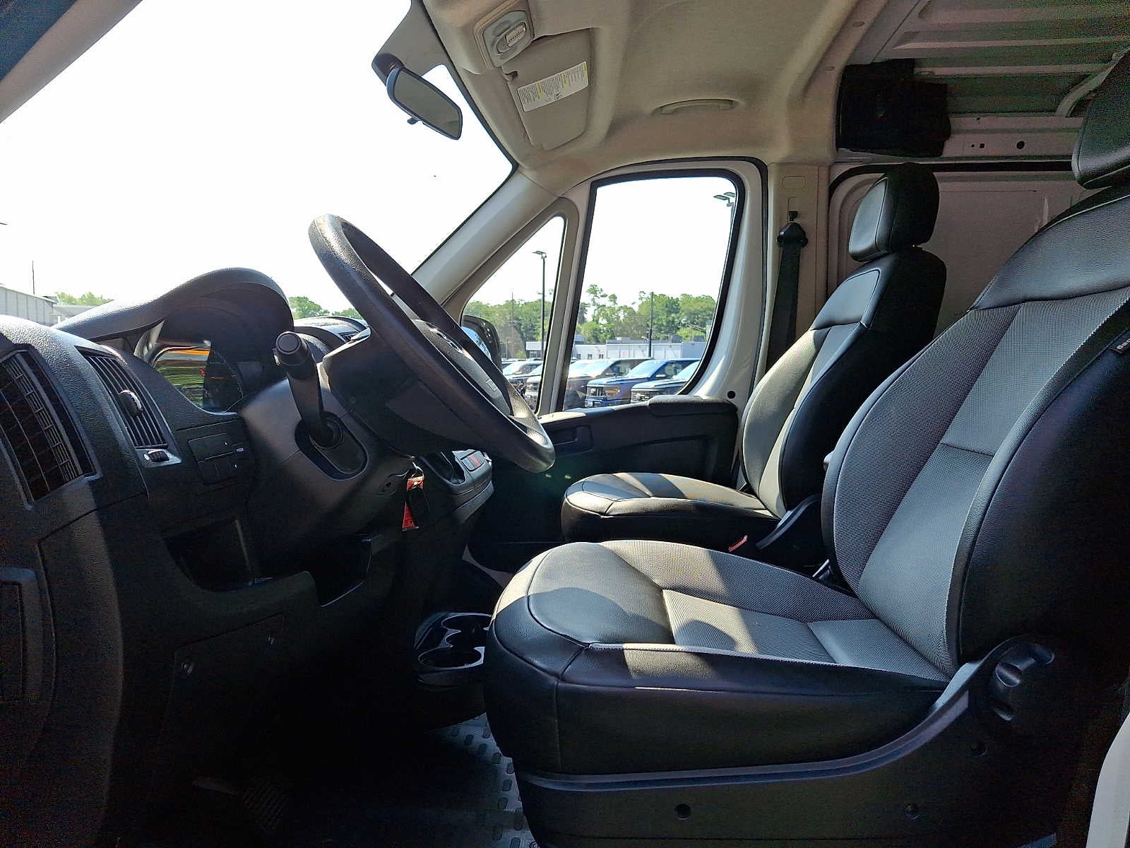 2017 RAM ProMaster Cargo Van 1500 Low Roof 136" WB