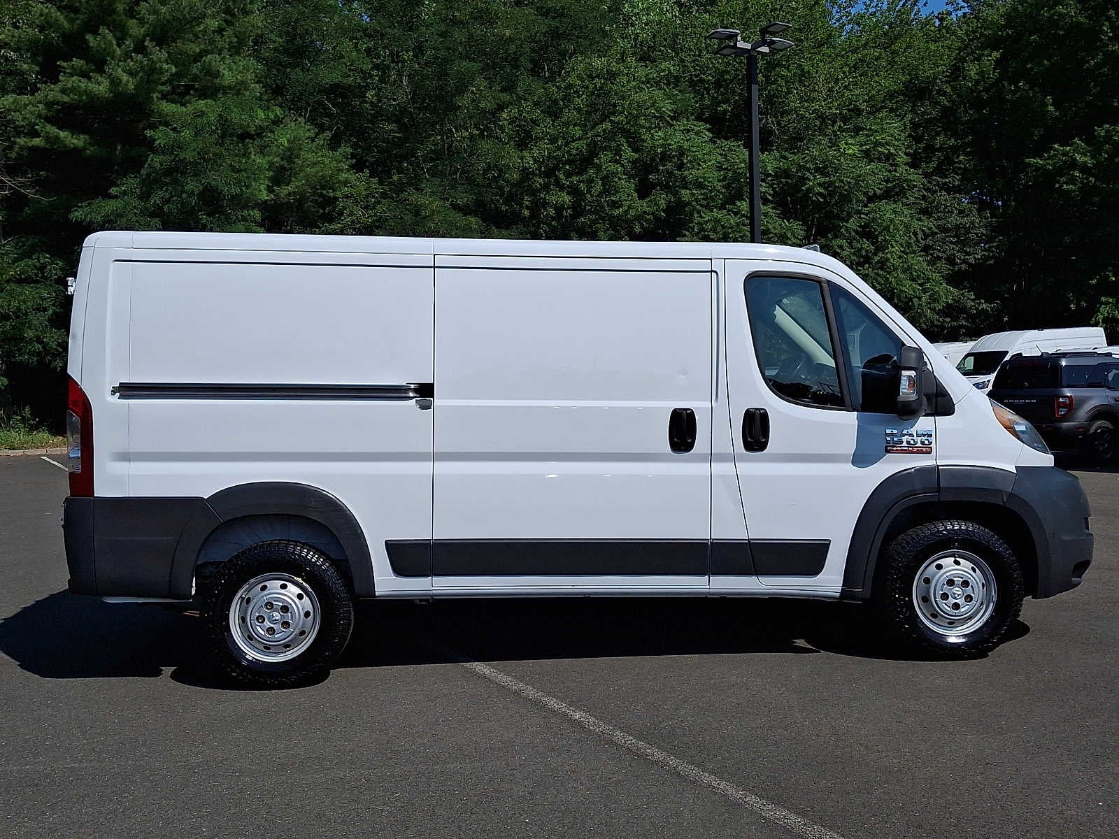 2017 RAM ProMaster Cargo Van 1500 Low Roof 136" WB