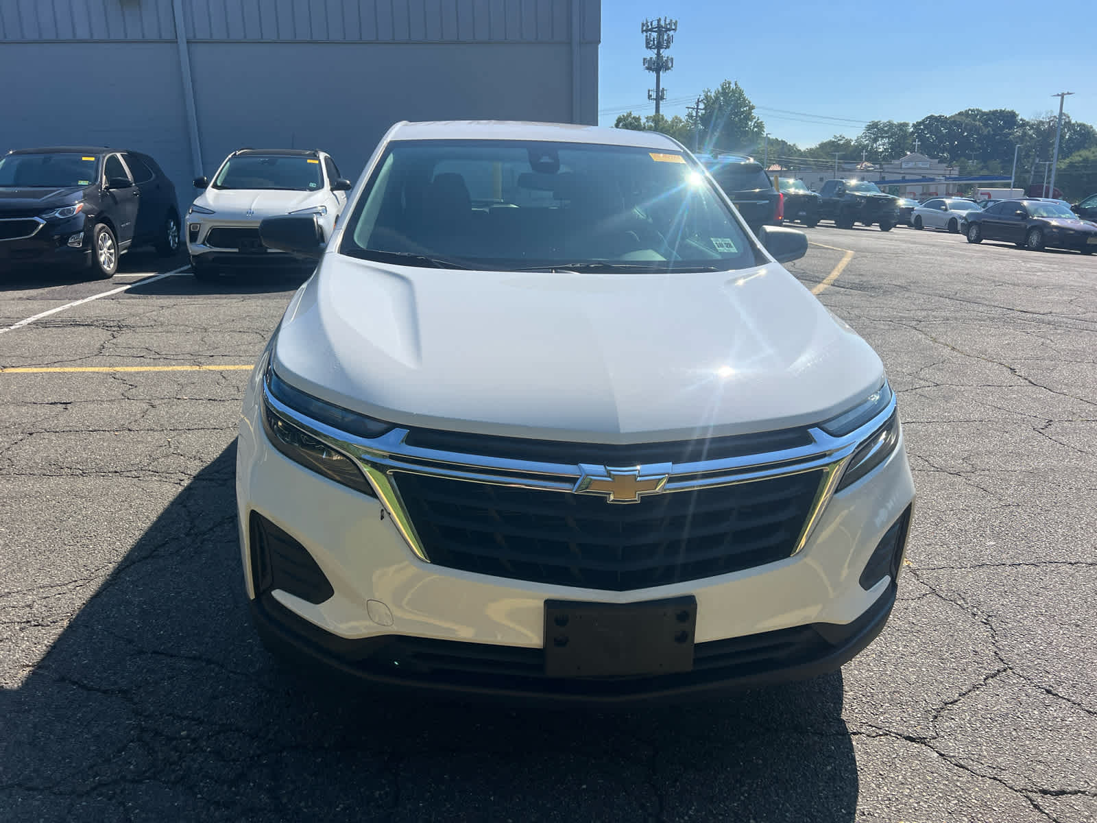 2023 Chevrolet Equinox LS