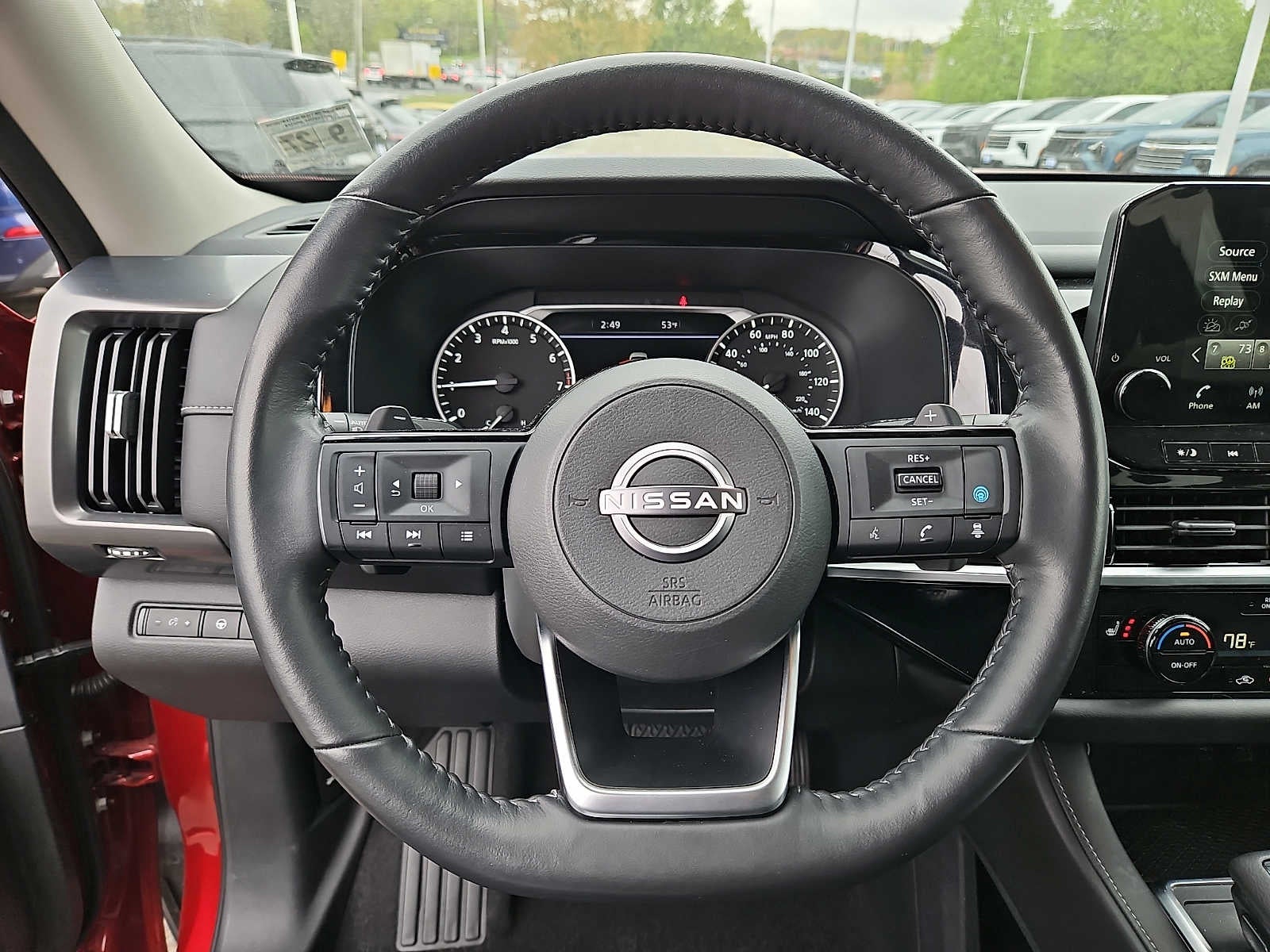 2022 Nissan Pathfinder SL