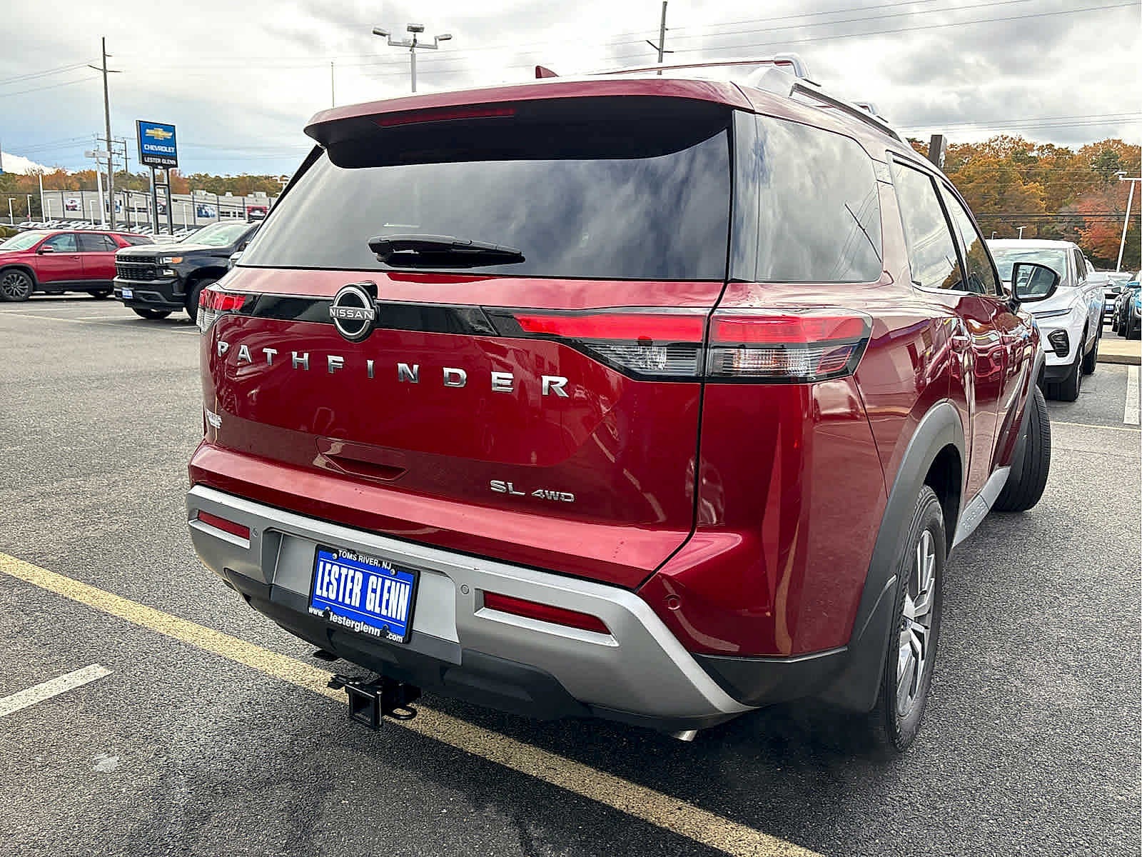 2022 Nissan Pathfinder SL