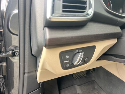 2022 Audi Q5 S line Premium