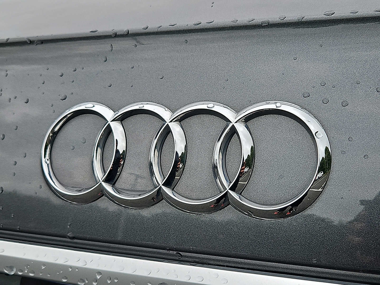 2022 Audi Q5 S line Premium