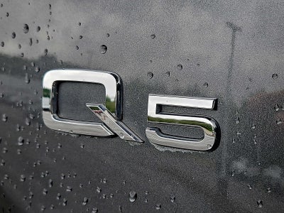 2022 Audi Q5 S line Premium