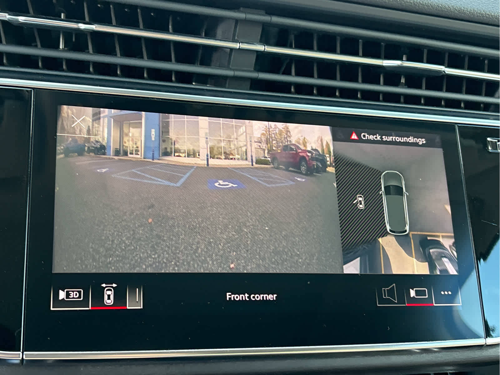 2022 Audi Q7 Premium Plus