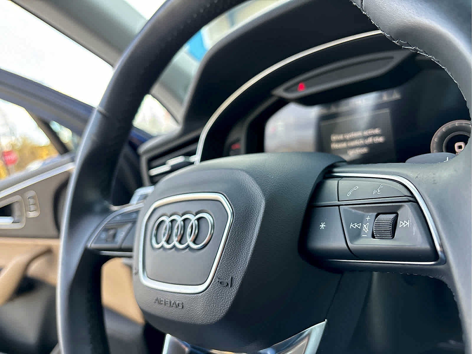 2022 Audi Q7 Premium Plus