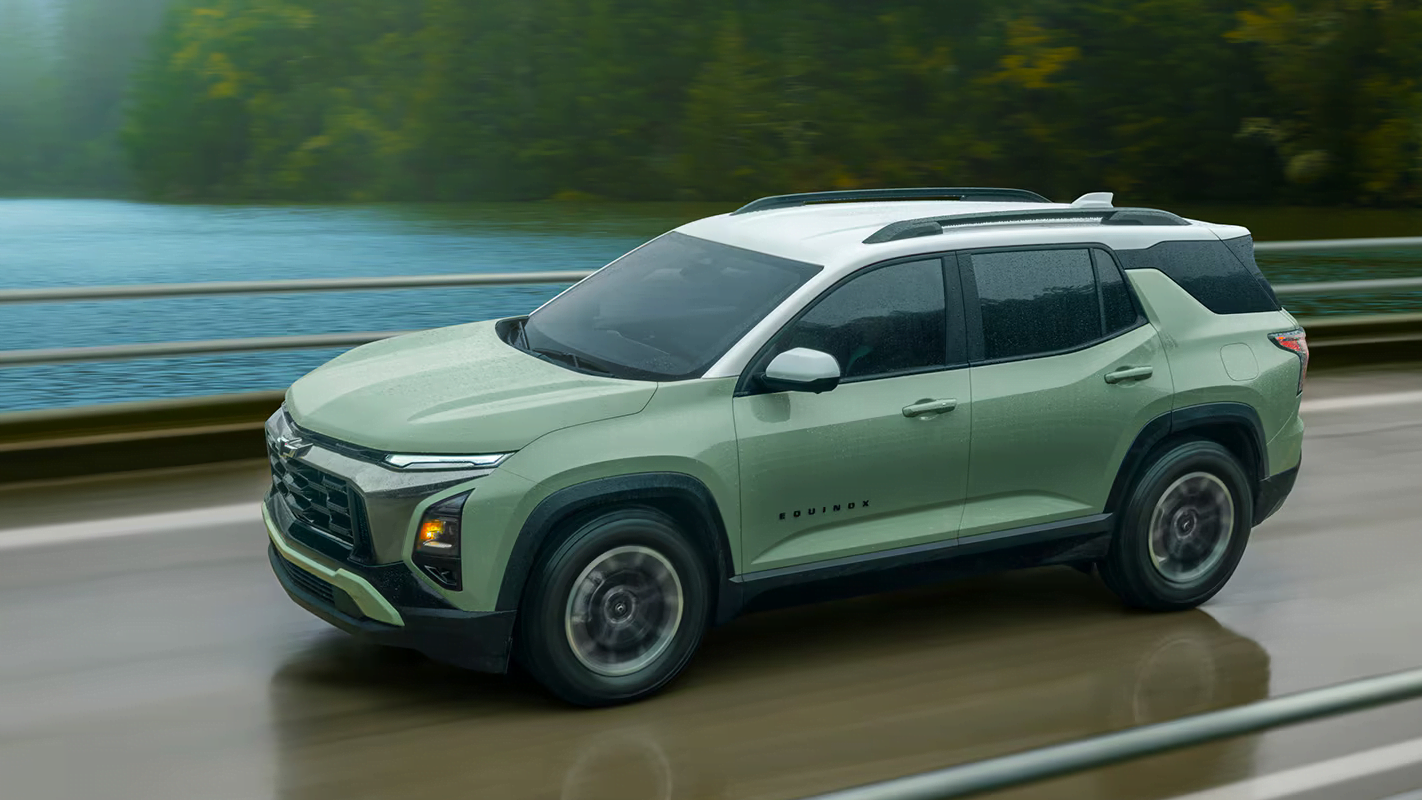 2026 Chevrolet Equinox Driving in the rain