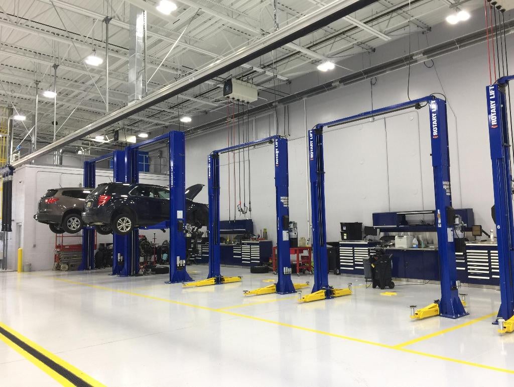 Service department at Lester Glenn Chevrolet of Freehold